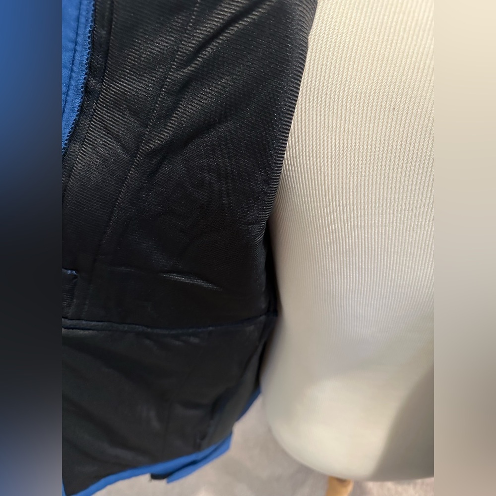 Reebok Jacket - Picture 4 of 8